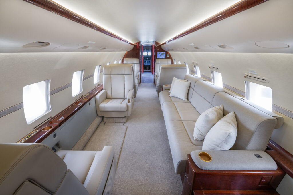 N212AP-HighRes-7